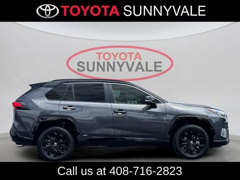 Certified 2025 Toyota RAV4 XSE w/ Advanced Technology Package AWD/4WD image 10