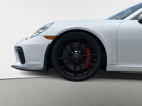 Used 2018 Porsche 911 GT3 RWD image 13