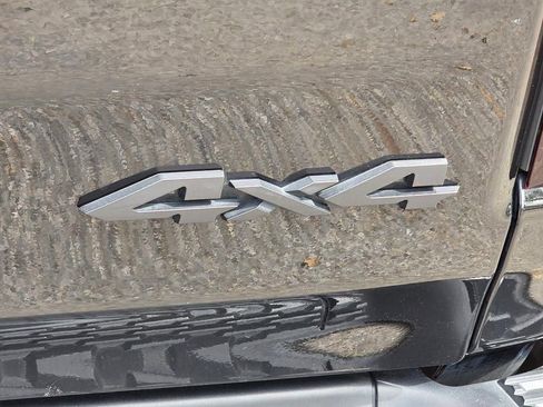 Used 2025 RAM 1500 4x4 Crew Cab image 33