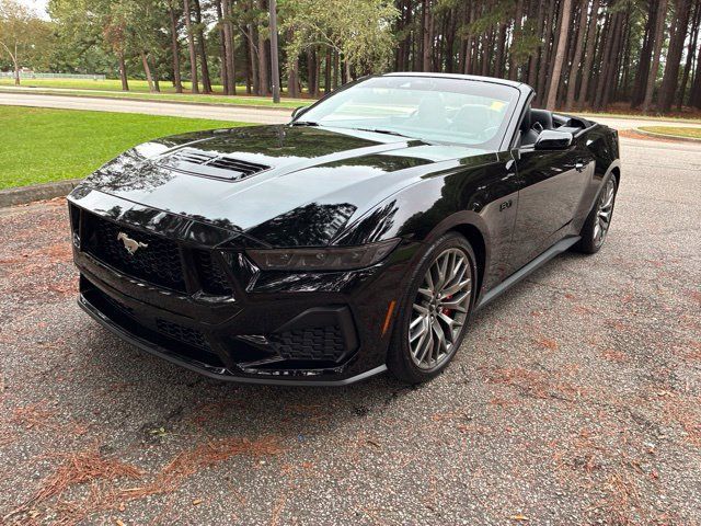Used 2025 Ford Mustang GT Premium RWD image 7