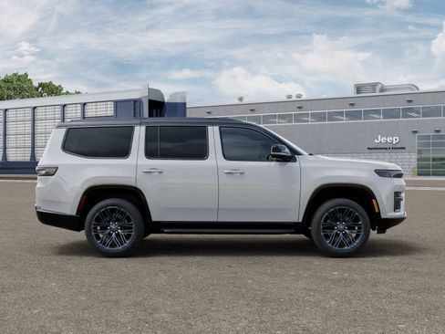 New 2026 Jeep Grand Wagoneer 4WD image 12