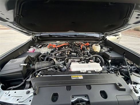 Certified 2025 Toyota Tacoma Trailhunter image 34