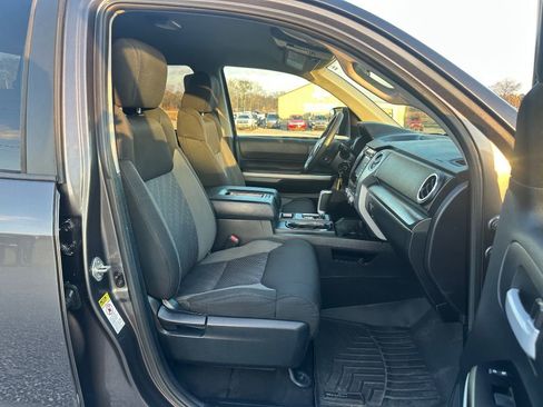 Used 2015 Toyota Tundra SR5 w/ TRD Off Road Package image 6