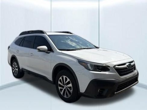 Used 2020 Subaru Outback Premium w/ Popular Package #1 AWD/4WD image 4