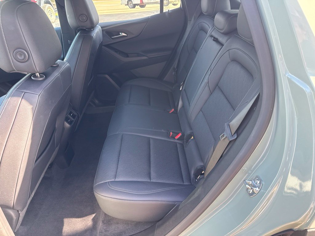 Used 2025 Chevrolet Equinox LT w/ Convenience Package II AWD/4WD image 27