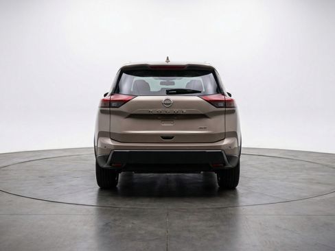 Used 2025 Nissan Rogue SV image 7