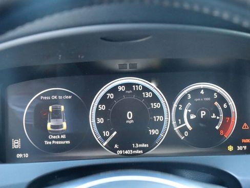 Used 2018 Jaguar F-PACE R-Sport image 30