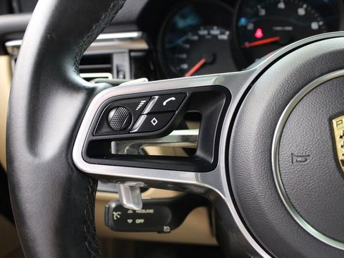 Used 2020 Porsche Macan AWD/4WD image 26