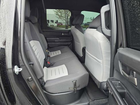 Certified 2025 Toyota Tacoma TRD Off-Road image 12