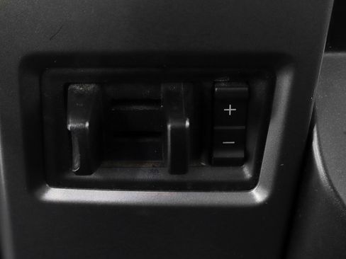 Used 2017 Ford F550 2WD Regular Cab Super Duty image 39