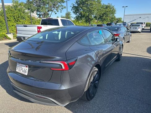 Used 2025 Tesla Model 3 image 6