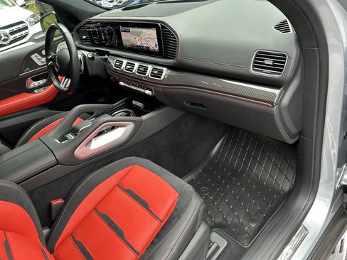 Used 2024 Mercedes-Benz GLE 63 AMG S image 49