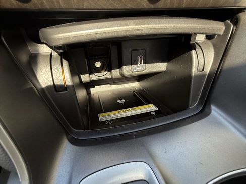 Used 2020 Honda Accord Touring image 19