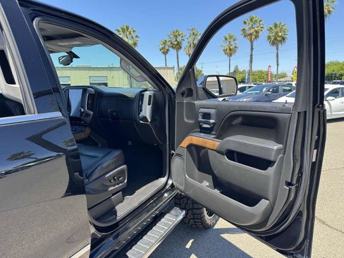 Used 2016 Chevrolet Silverado 1500 LTZ RWD image 16
