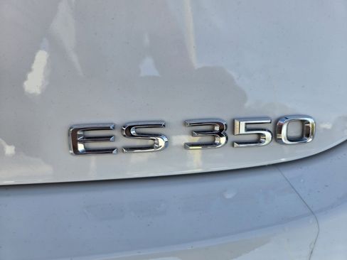 Used 2023 Lexus ES 350 F Sport w/ Accessory Package (Z2) image 14