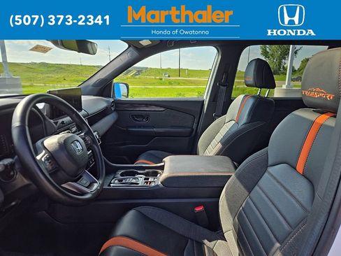 Used 2026 Honda Passport TrailSport image 9