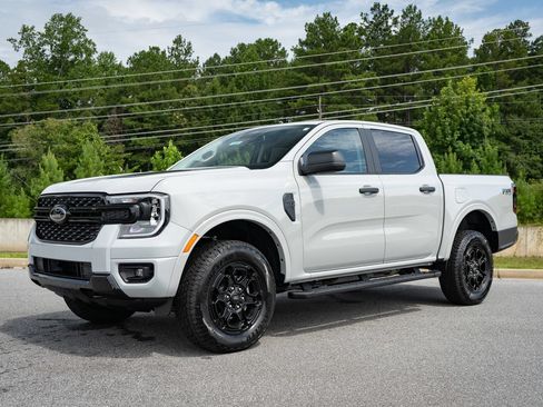 New 2026 Ford Ranger XLT w/ Equipment Group 301A High AWD/4WD image 3
