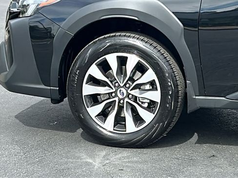 Certified 2025 Subaru Outback Limited AWD/4WD image 10