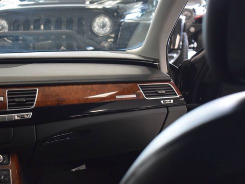 Used 2013 Audi A8 L 3.0T AWD/4WD image 30