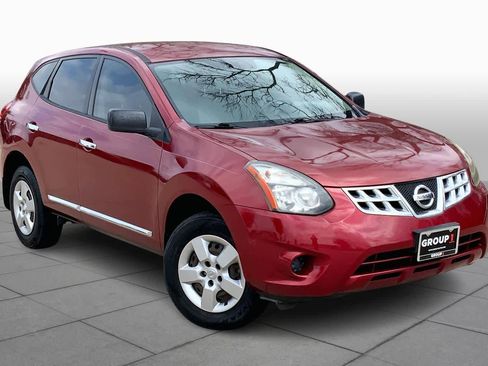 Used 2014 Nissan Rogue S image 4