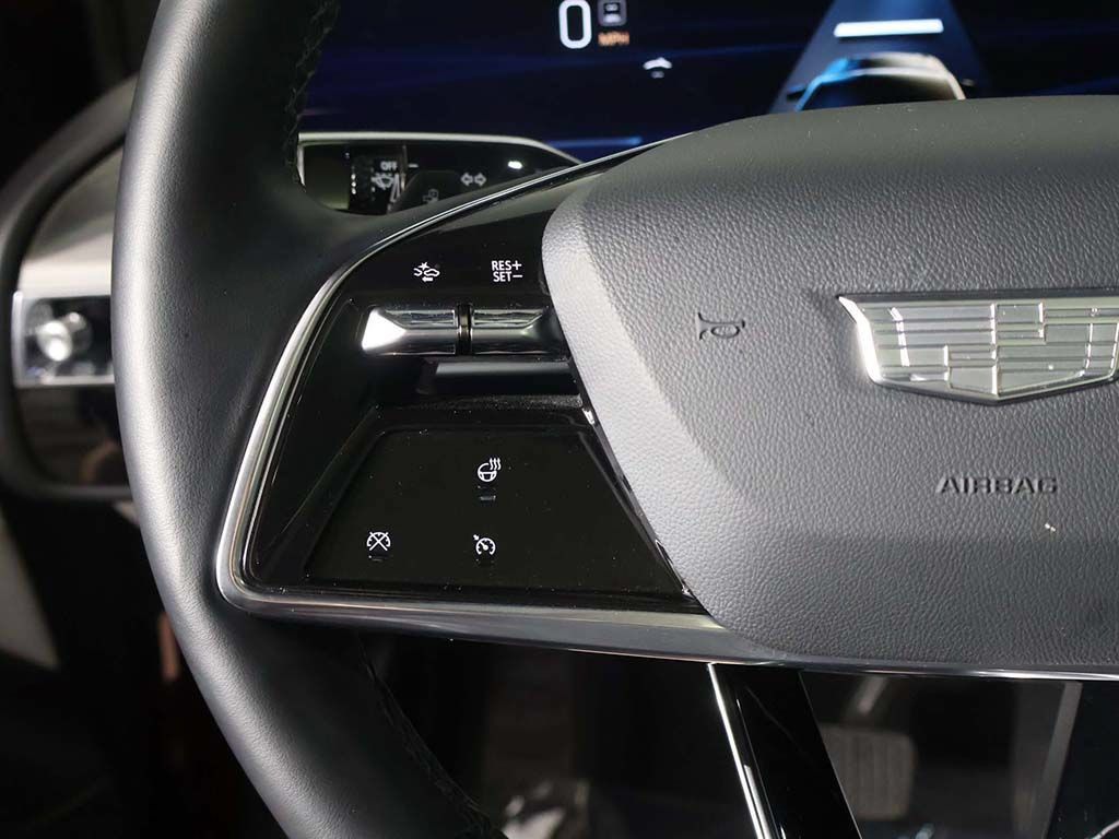 Used 2024 Cadillac Lyriq Sport RWD image 41