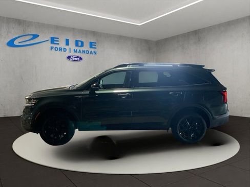 Used 2023 Kia Sorento S AWD/4WD image 8