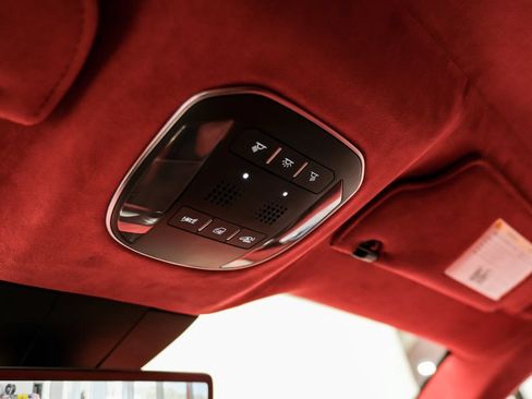 Used 2023 Ferrari 812 Competizione RWD image 36