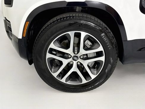 Used 2024 Land Rover Defender 110 X-Dynamic SE AWD/4WD image 30