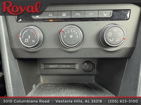 Certified 2022 Volkswagen Taos SE image 19