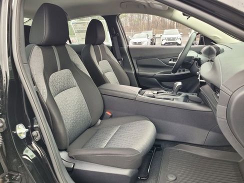 New 2026 Nissan Sentra SV w/ Floor Mat Package FWD image 10