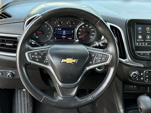 Used 2022 Chevrolet Equinox LT FWD image 18