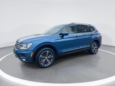 Used 2019 Volkswagen Tiguan SEL AWD/4WD image 1