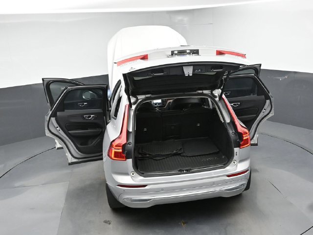 Used 2023 Volvo XC60 B6 Ultimate w/ Climate Package AWD/4WD image 51