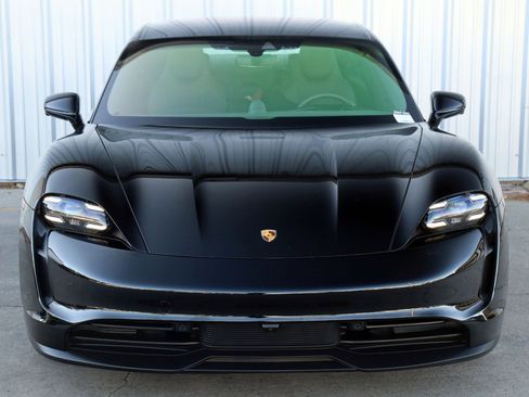 Used 2020 Porsche Taycan 4S image 48