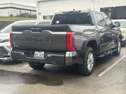 Used 2025 Toyota Tundra SR5 w/ SR5 Premium Package AWD/4WD image 4