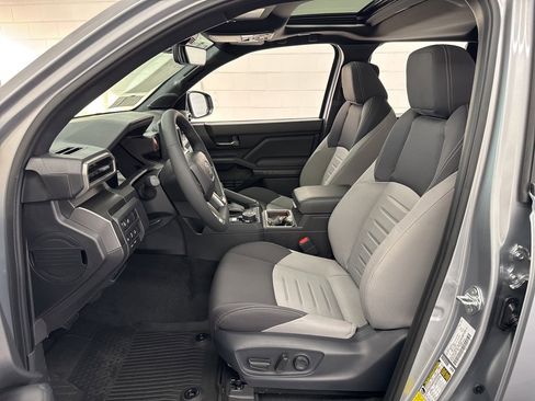 New 2026 Toyota Tacoma TRD Off-Road image 13