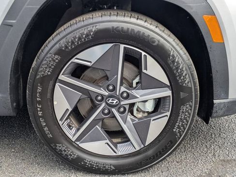 Used 2025 Hyundai Tucson SEL FWD image 11