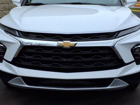 New 2026 Chevrolet Blazer LT w/ Convenience Package FWD image 18