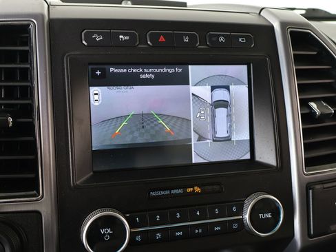 Used 2019 Ford Expedition Platinum AWD/4WD image 6