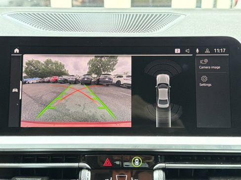 Used 2019 BMW 330i xDrive Sedan w/ Convenience Package AWD/4WD image 4