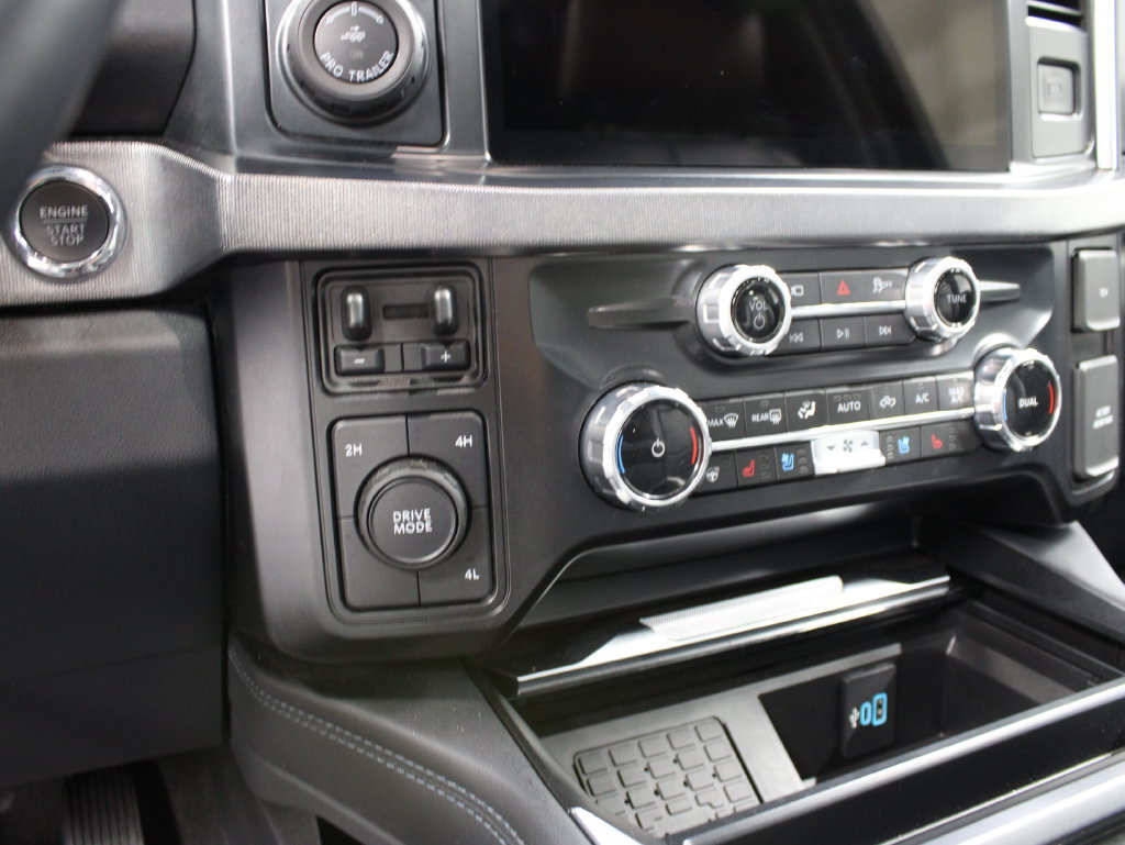 Used 2025 Ford F450 Platinum AWD/4WD image 65