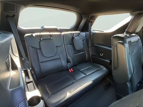 Certified 2025 Ford Explorer ST AWD/4WD image 19