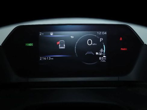 Used 2024 Toyota bZ4X Limited image 25