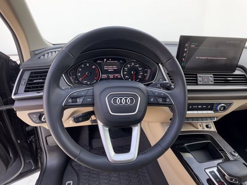 Certified 2023 Audi Q5 2.0T Premium w/ Convenience Package AWD/4WD image 10