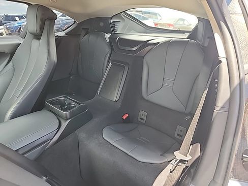 Used 2019 BMW i8 Coupe AWD/4WD image 3