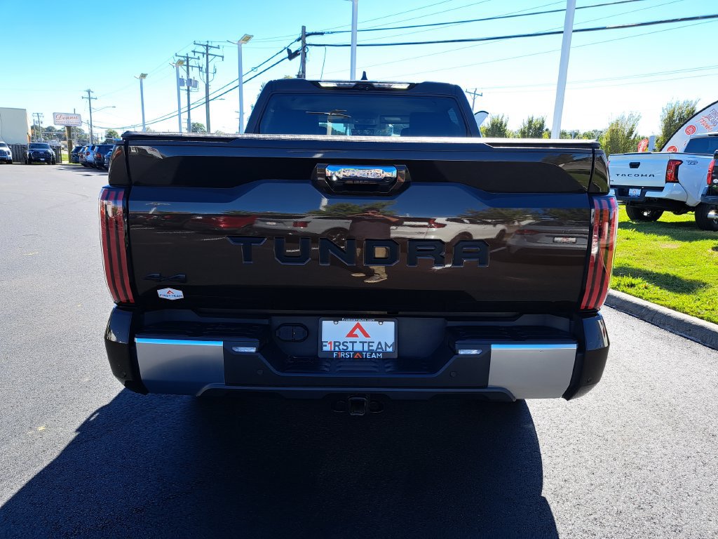 Used 2024 Toyota Tundra Limited AWD/4WD image 9