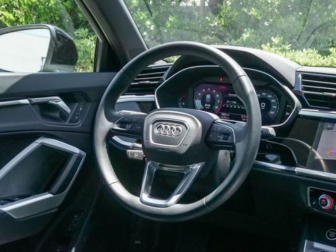 Used 2025 Audi Q3 2.0T Premium w/ Convenience Package AWD/4WD image 16