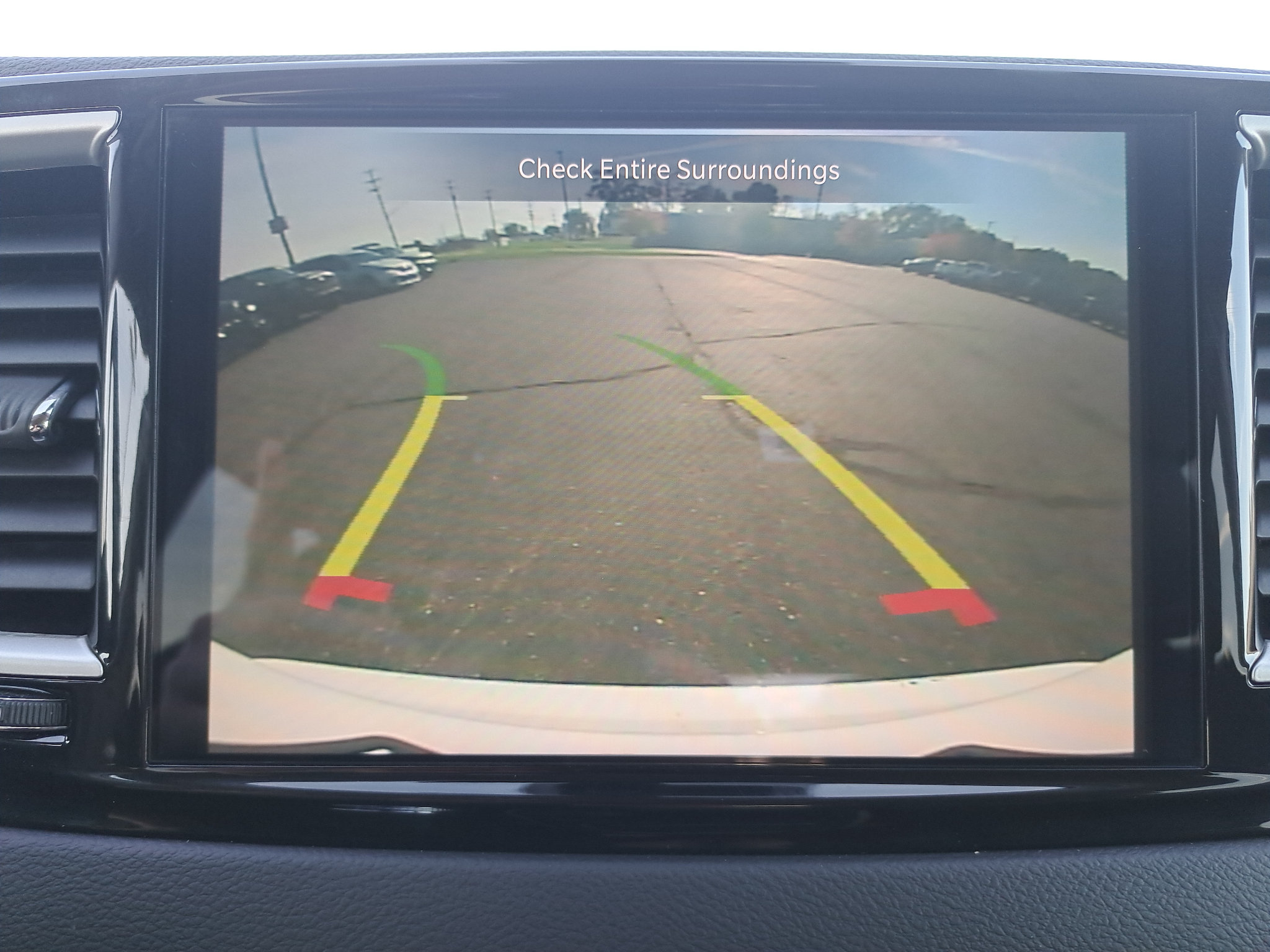 Certified 2024 Chrysler Pacifica Touring-L FWD image 25