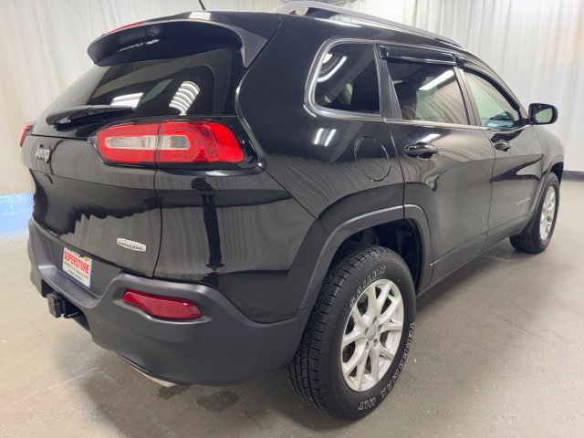 Used 2015 Jeep Cherokee Latitude w/ Cold Weather Group AWD/4WD image 4