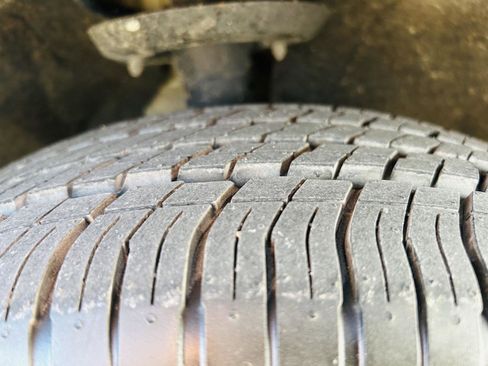 Used 2020 Chrysler Pacifica Touring w/ Cold Weather Group image 40